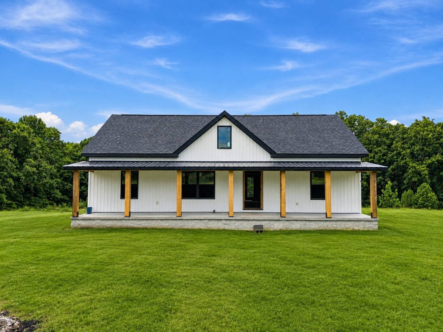 2700 Pinewood Road, Lyles, TN 37098