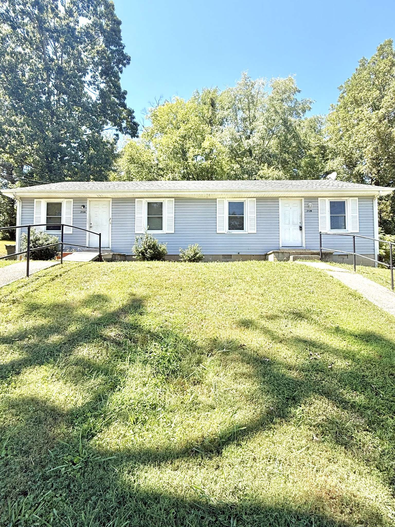 228 Hillside Ter #A&B, Hopkinsville, KY 42240