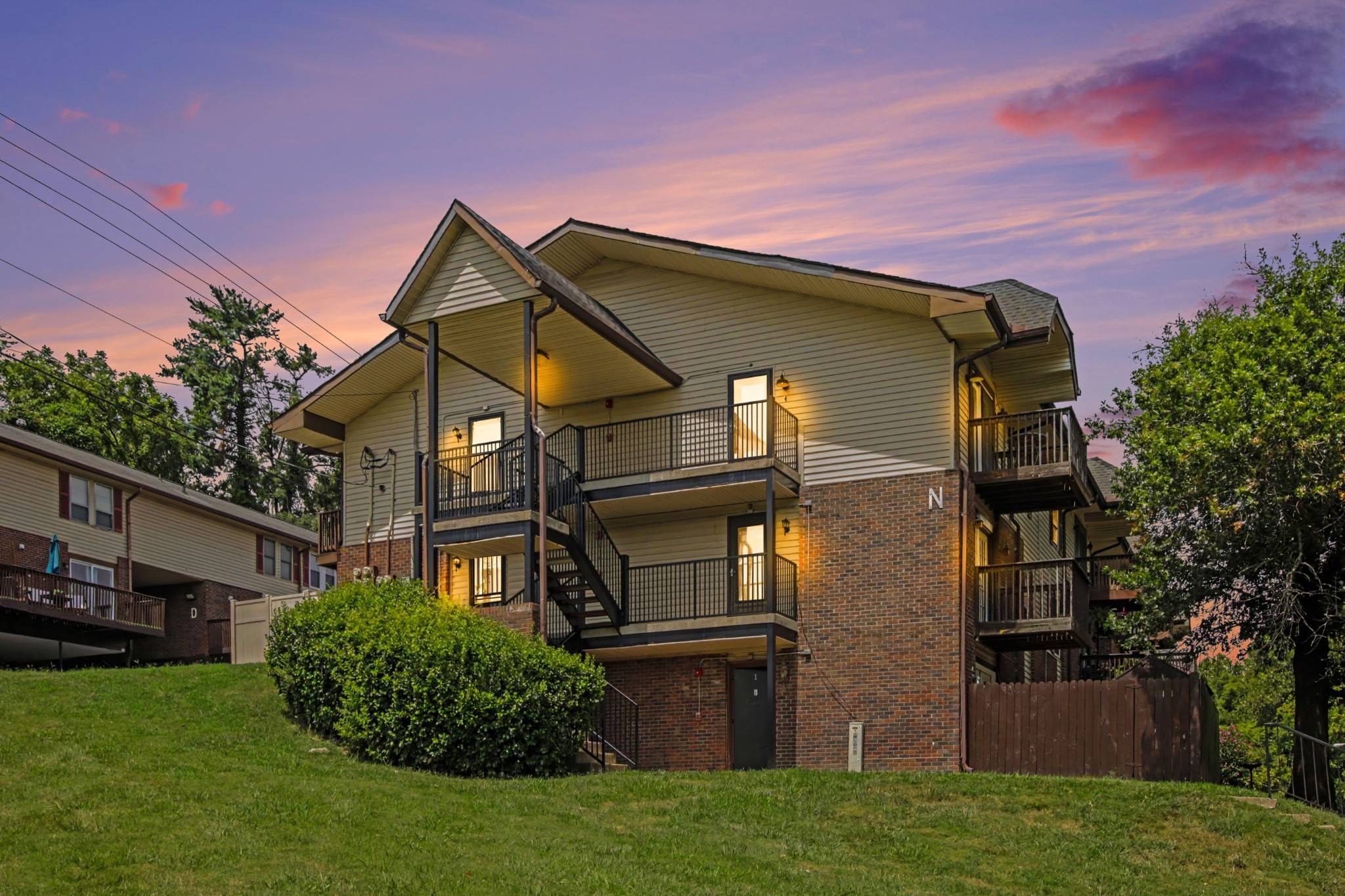 500 Paragon Mills Rd #N1, Nashville, TN 37211