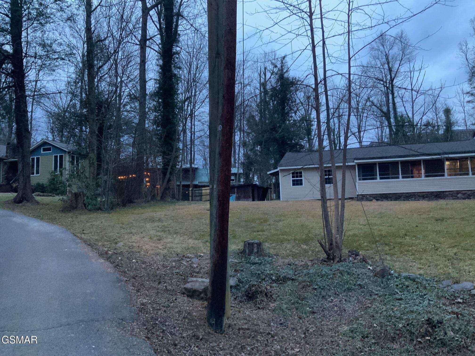 517 Laurel Avenue, Gatlinburg, TN 37738