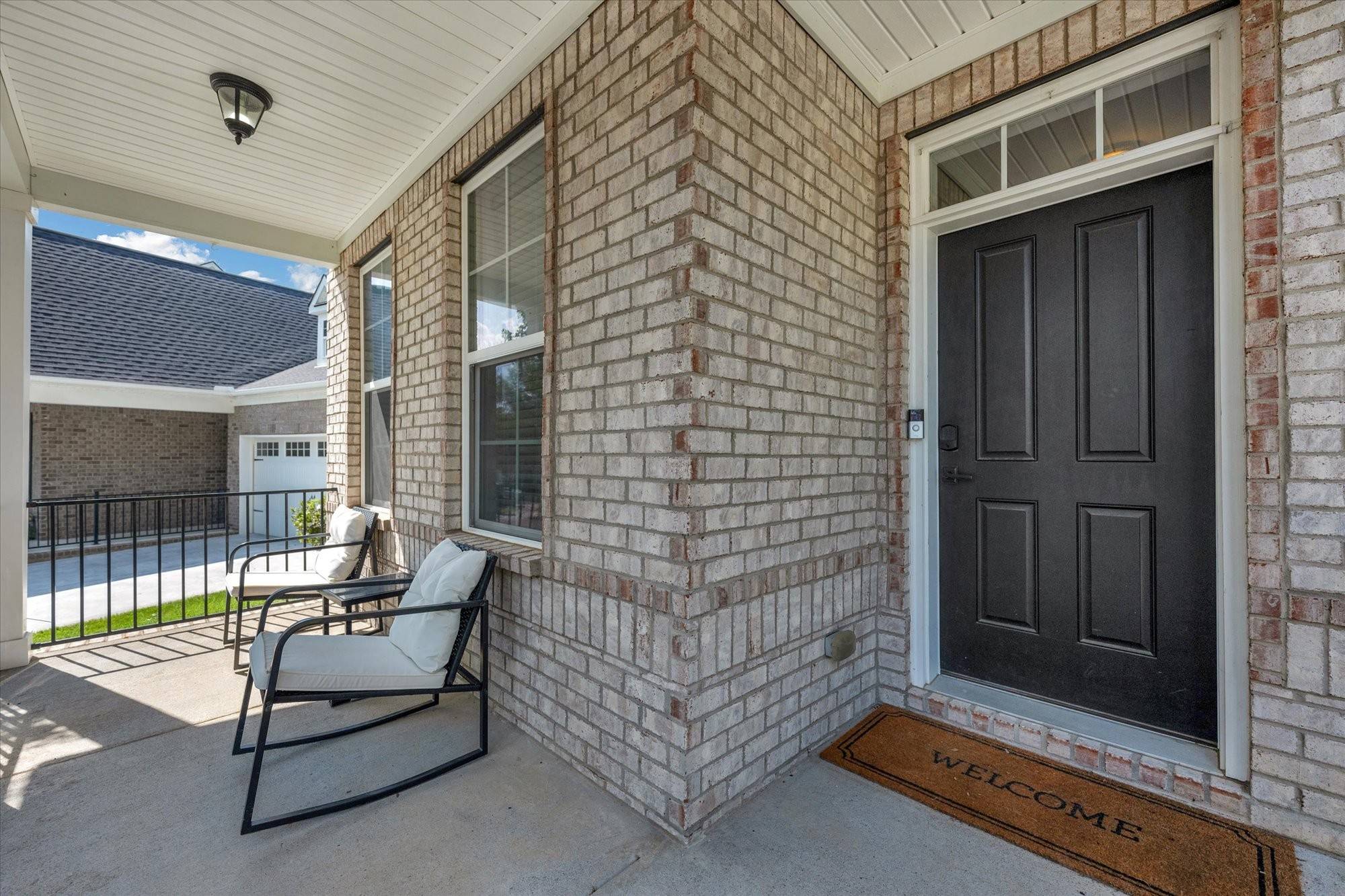 1909 Stonewater Dr, Hermitage, TN 37076