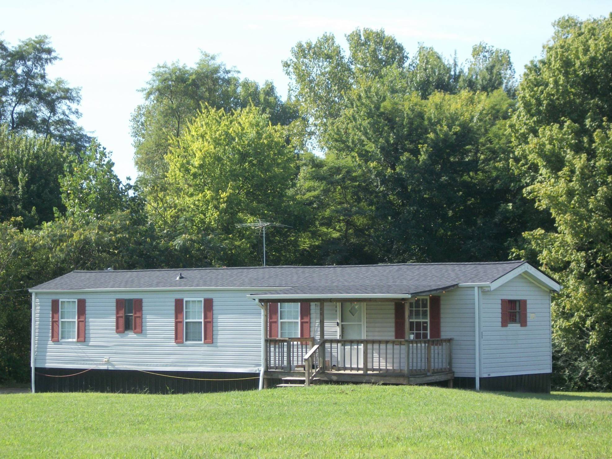 188 Eugene Reed Rd, Woodbury, TN 37190
