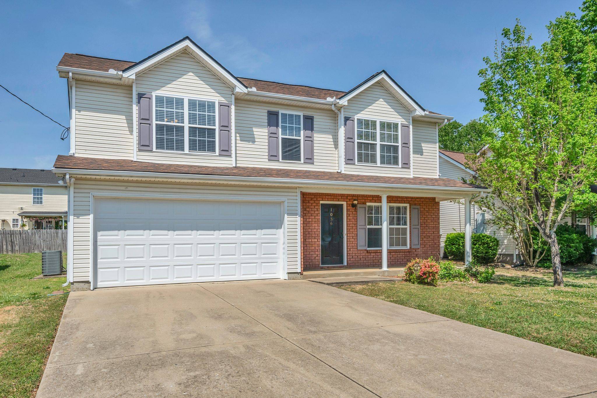 1036 Cheryl Ln, La Vergne, TN 37086