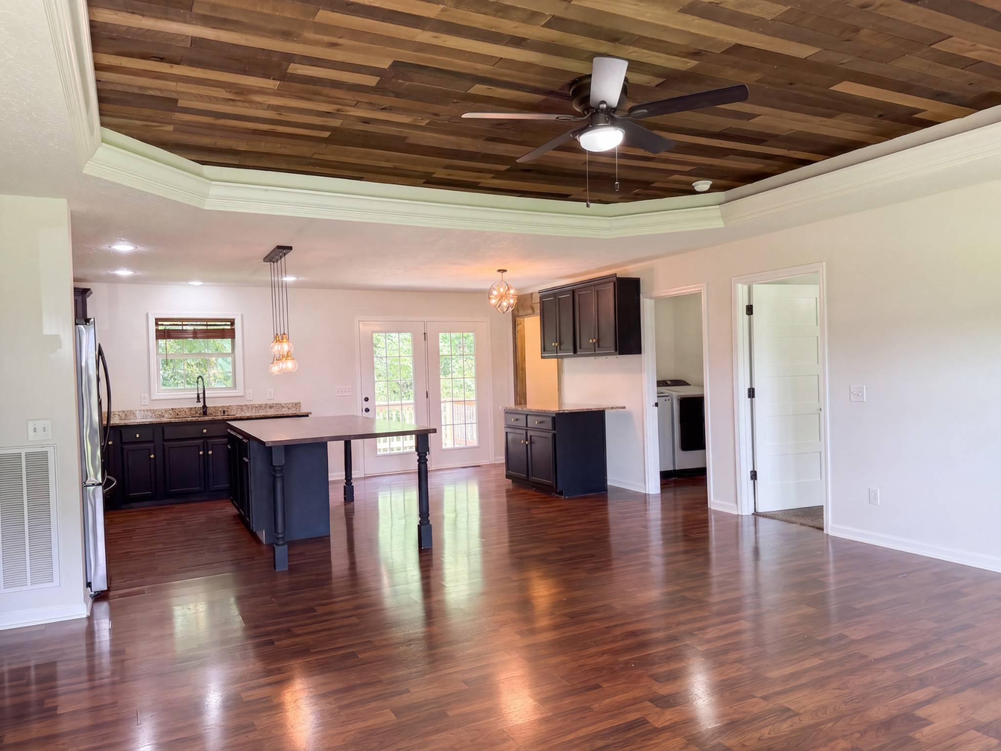 161 Brady Cole Ln, Lafayette, TN 37083