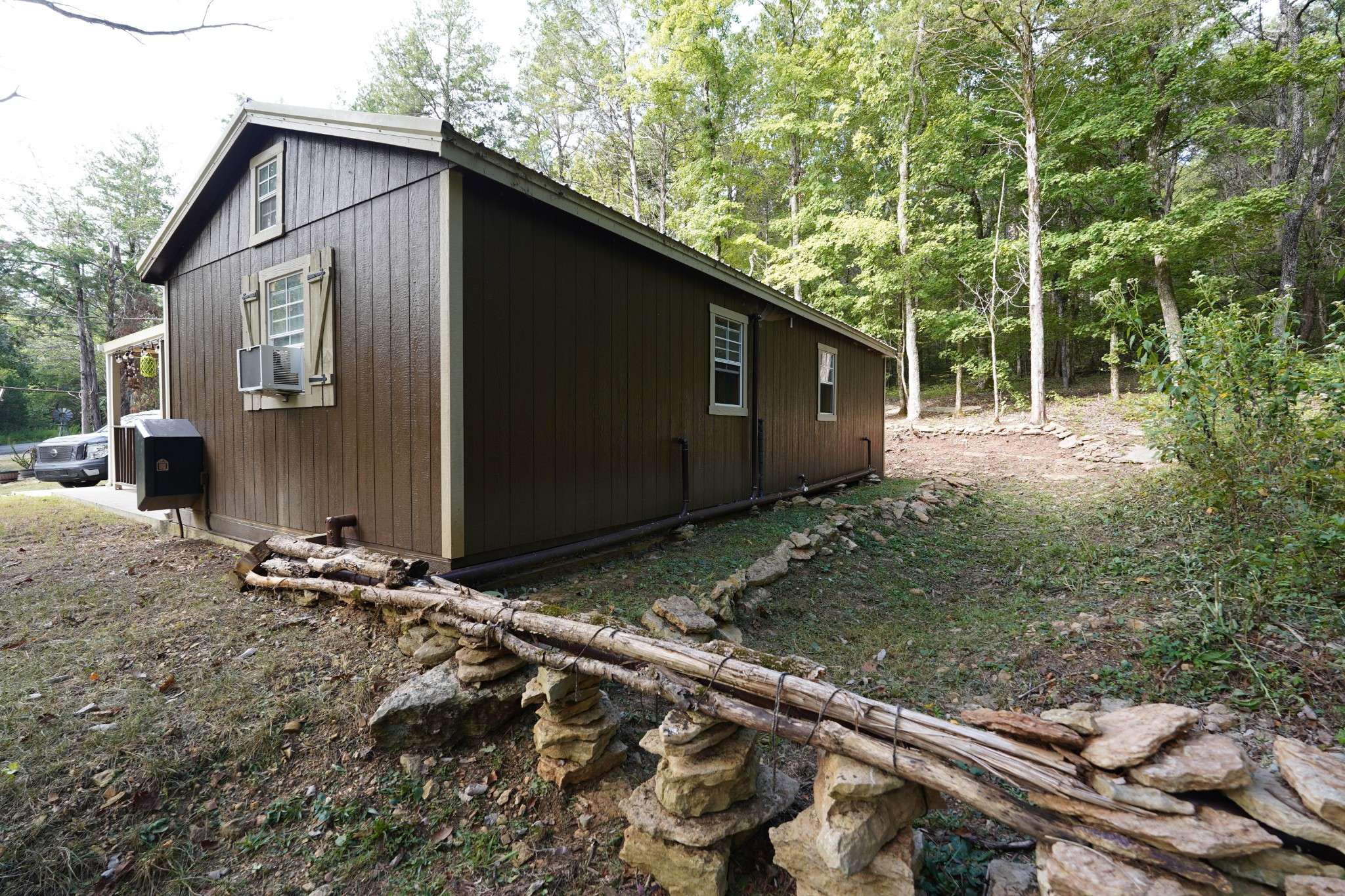 2279 Doll Conway Rd, Clifton, TN 38425