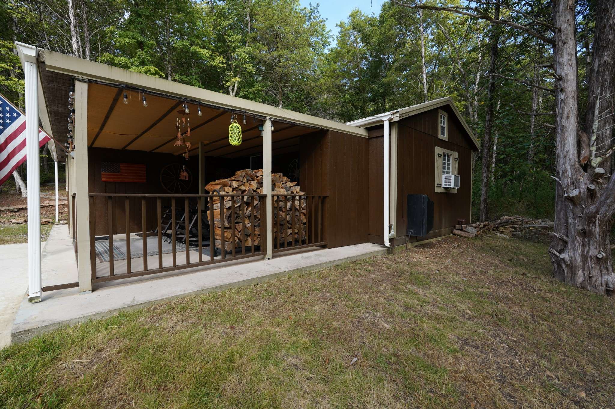 2279 Doll Conway Rd, Clifton, TN 38425