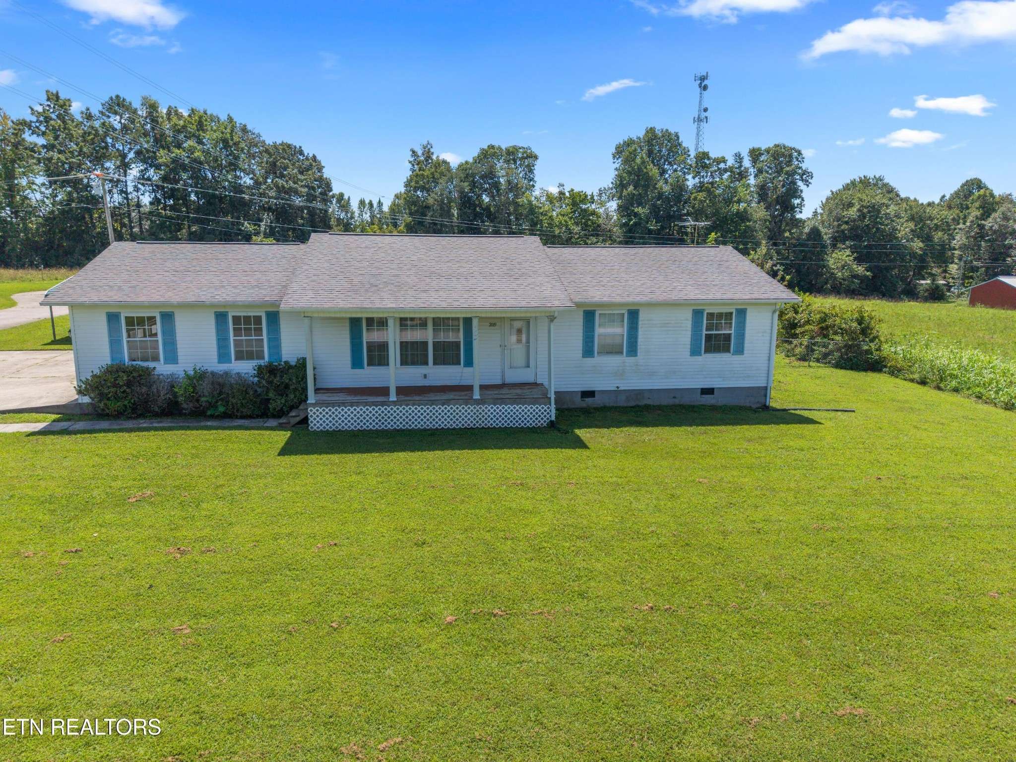 2019 Martha Washington Rd, Clarkrange, TN 38553