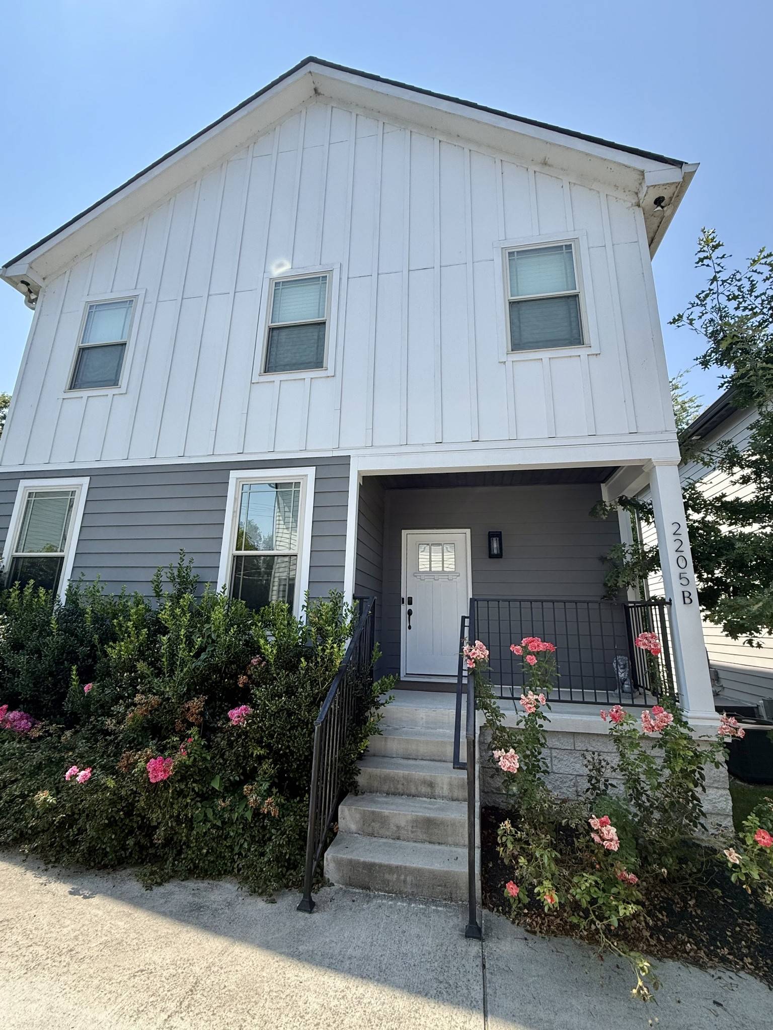 2205B 24th Ave #N, Nashville, TN 37208