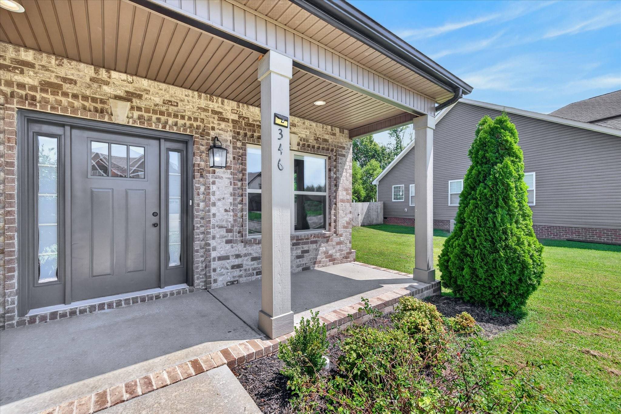 346 Rye Dr, Clarksville, TN 37043