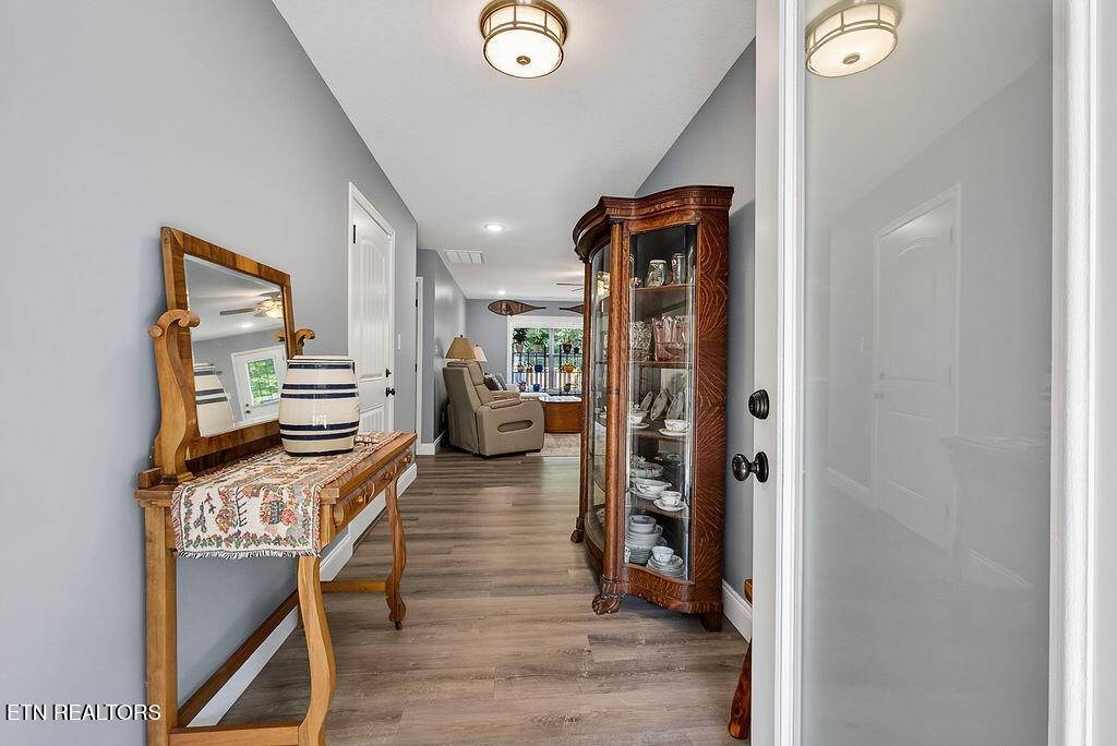 4020 Fox Hills Drive, Louisville, TN 37777