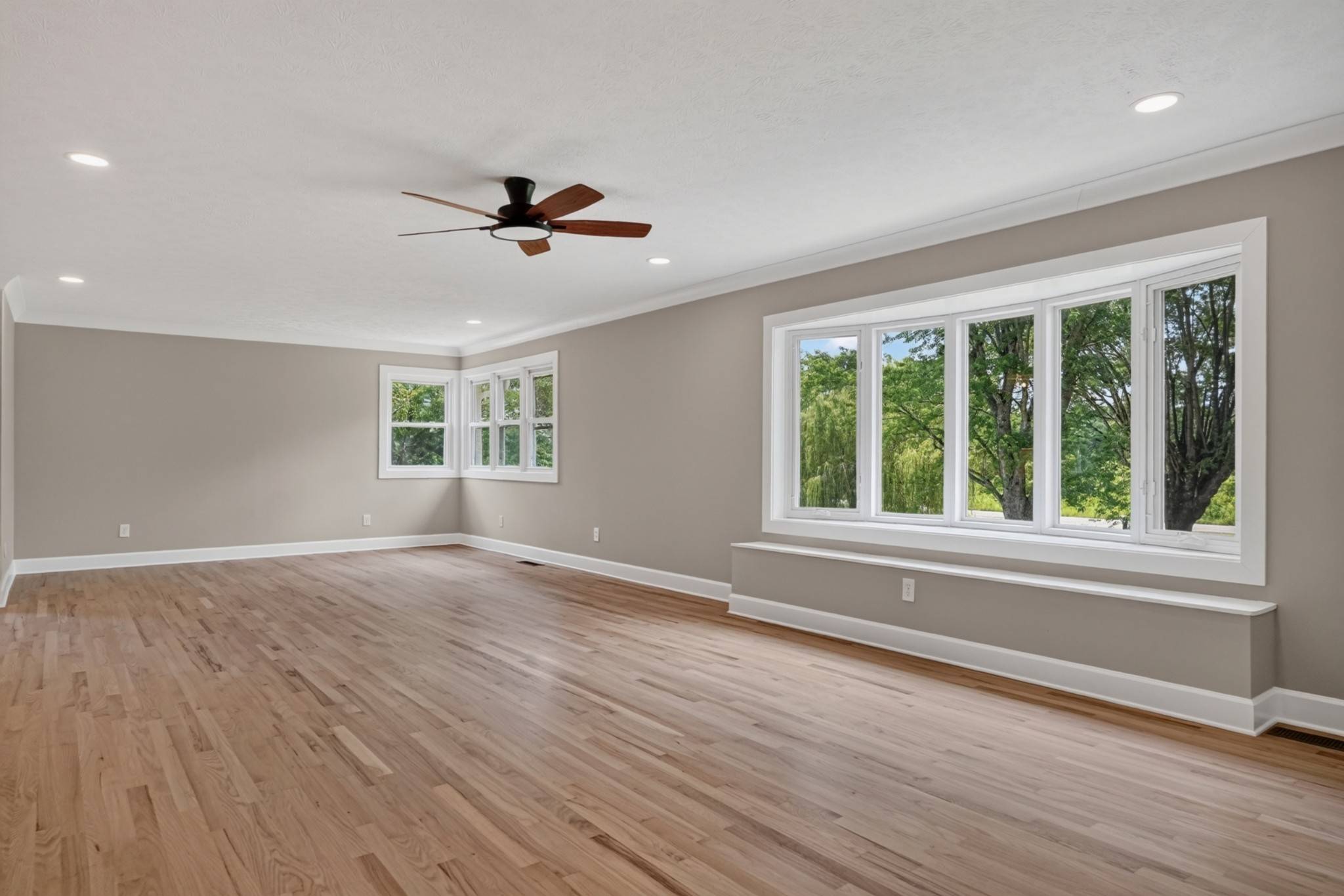 1260 Coconut Ridge Rd, Smithville, TN 37166