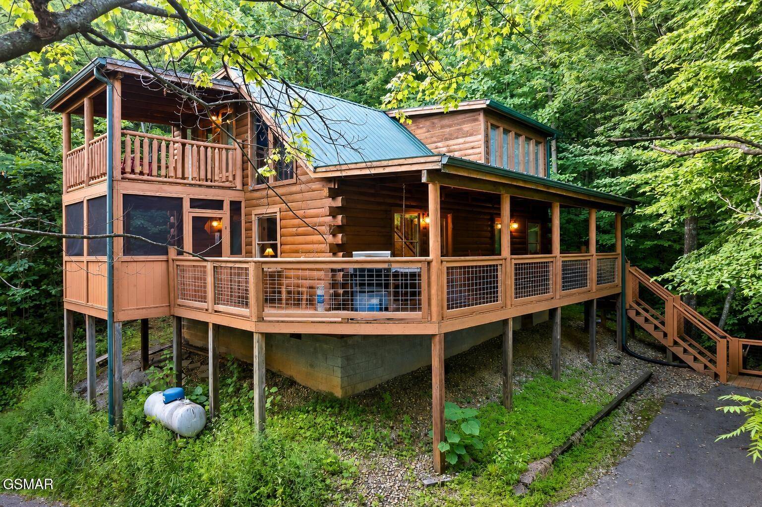 1908 Rhododendron Lane, Sevierville, TN 37876