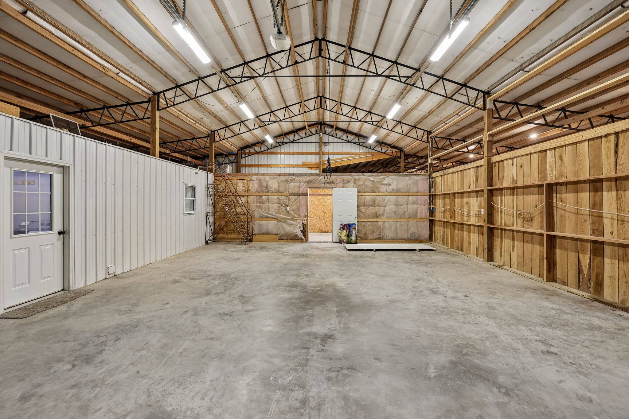 950 Old Agnew Rd, Pulaski, TN 38478