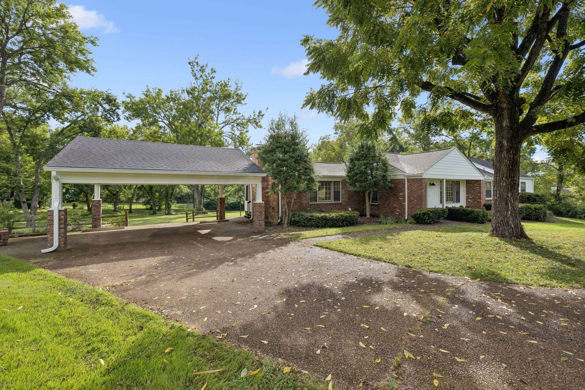 2809 Lincoya Dr, Nashville, TN 37214