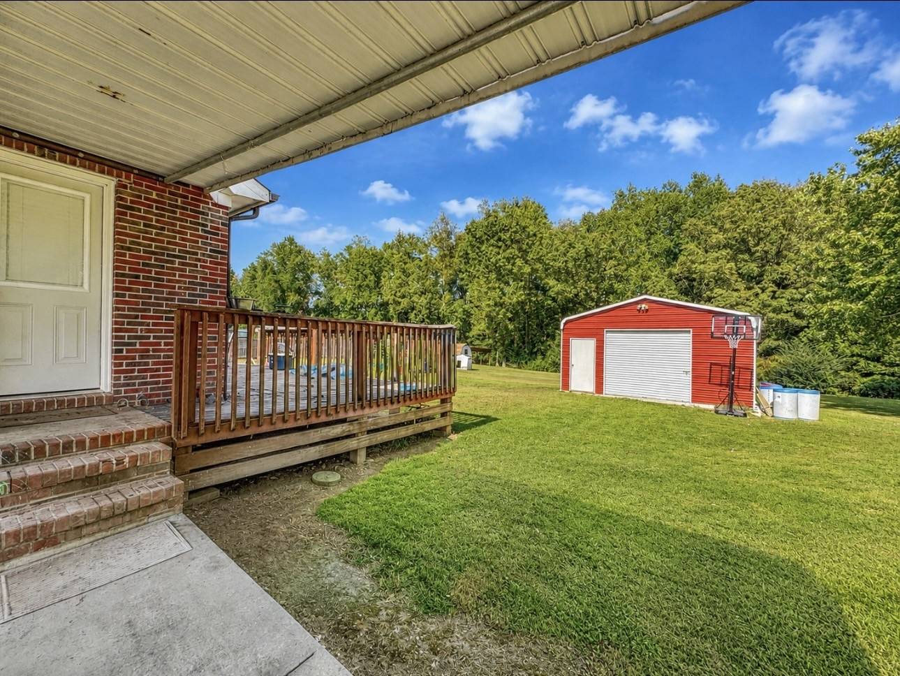 423 Eagle Creek Rd, Smithville, TN 37166