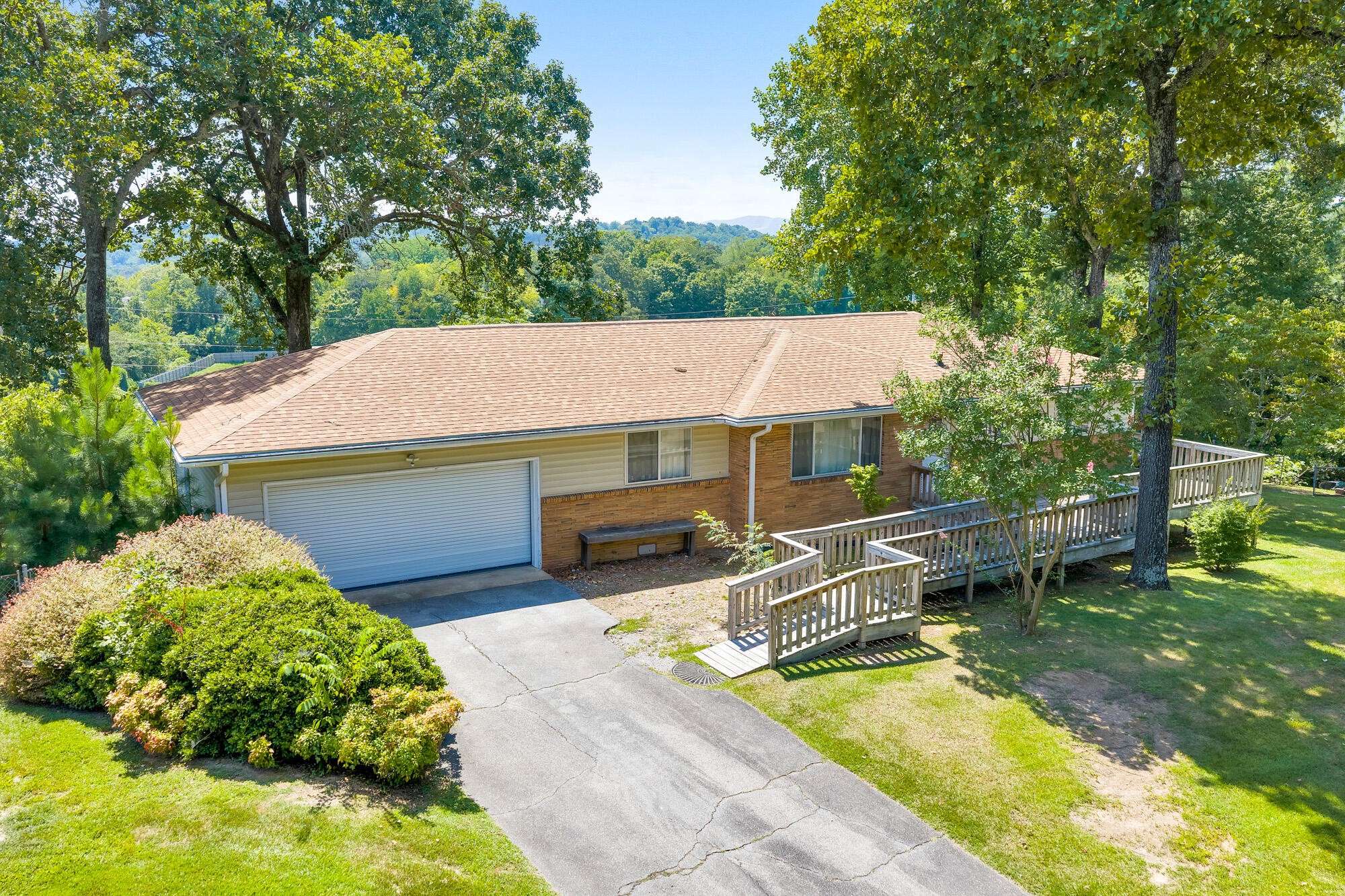 604 Highview Drive, Chattanooga, TN 37415