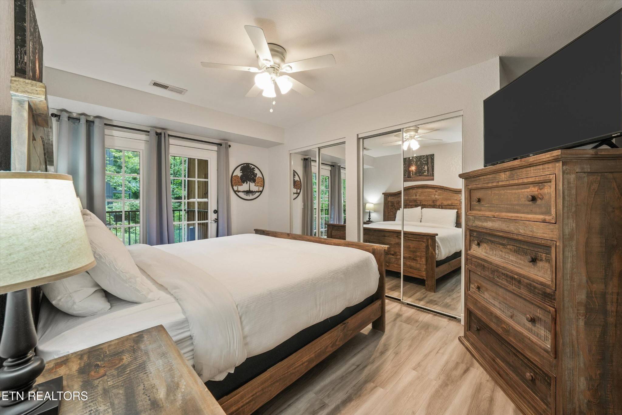 516 Proffitt Rd #1, Gatlinburg, TN 37738