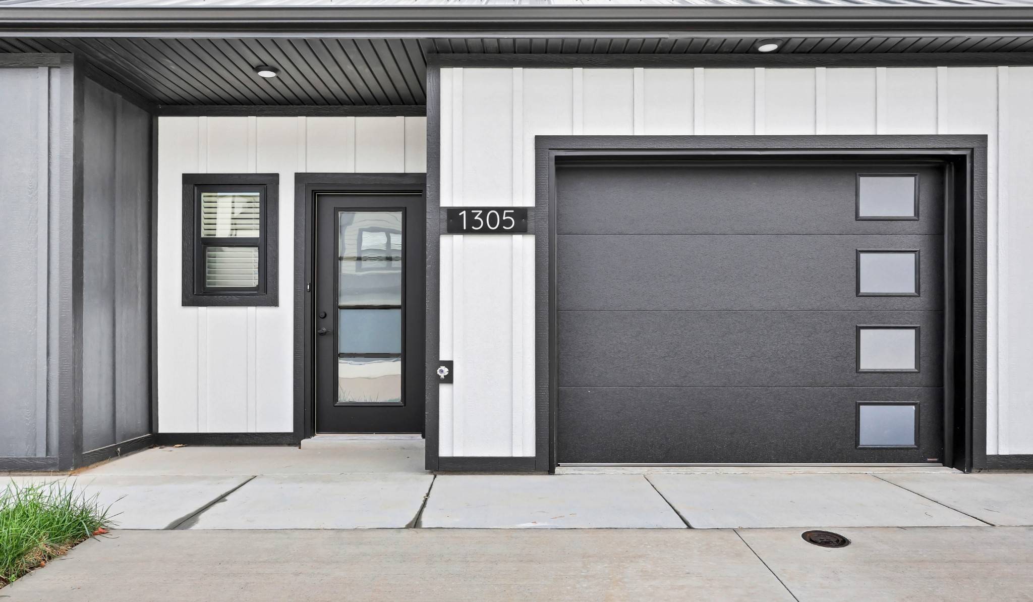 1305 Jonathan Wade Circle, Clarksville, TN 37043
