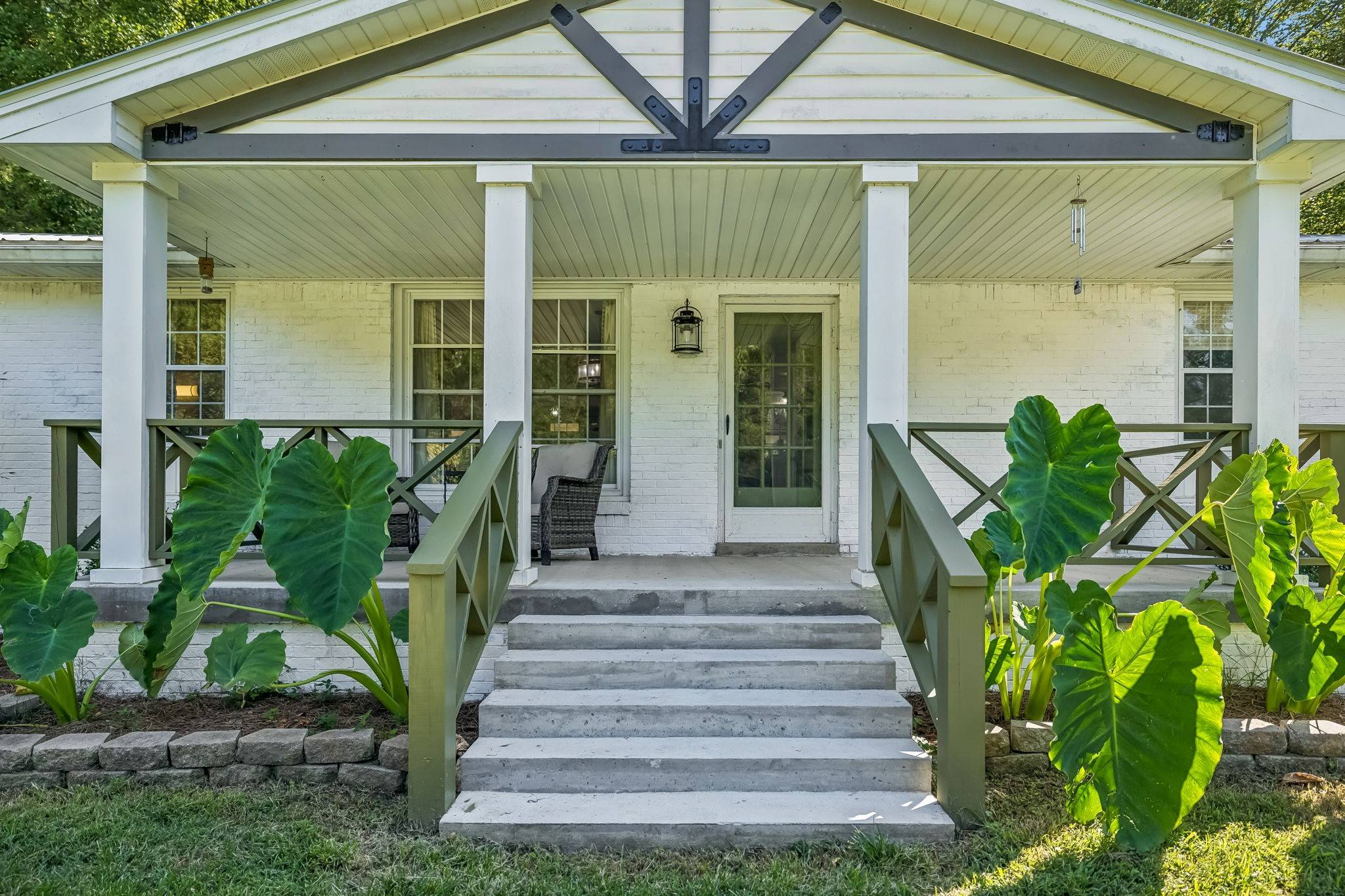648 Tottys Bend Loop, Duck River, TN 38454