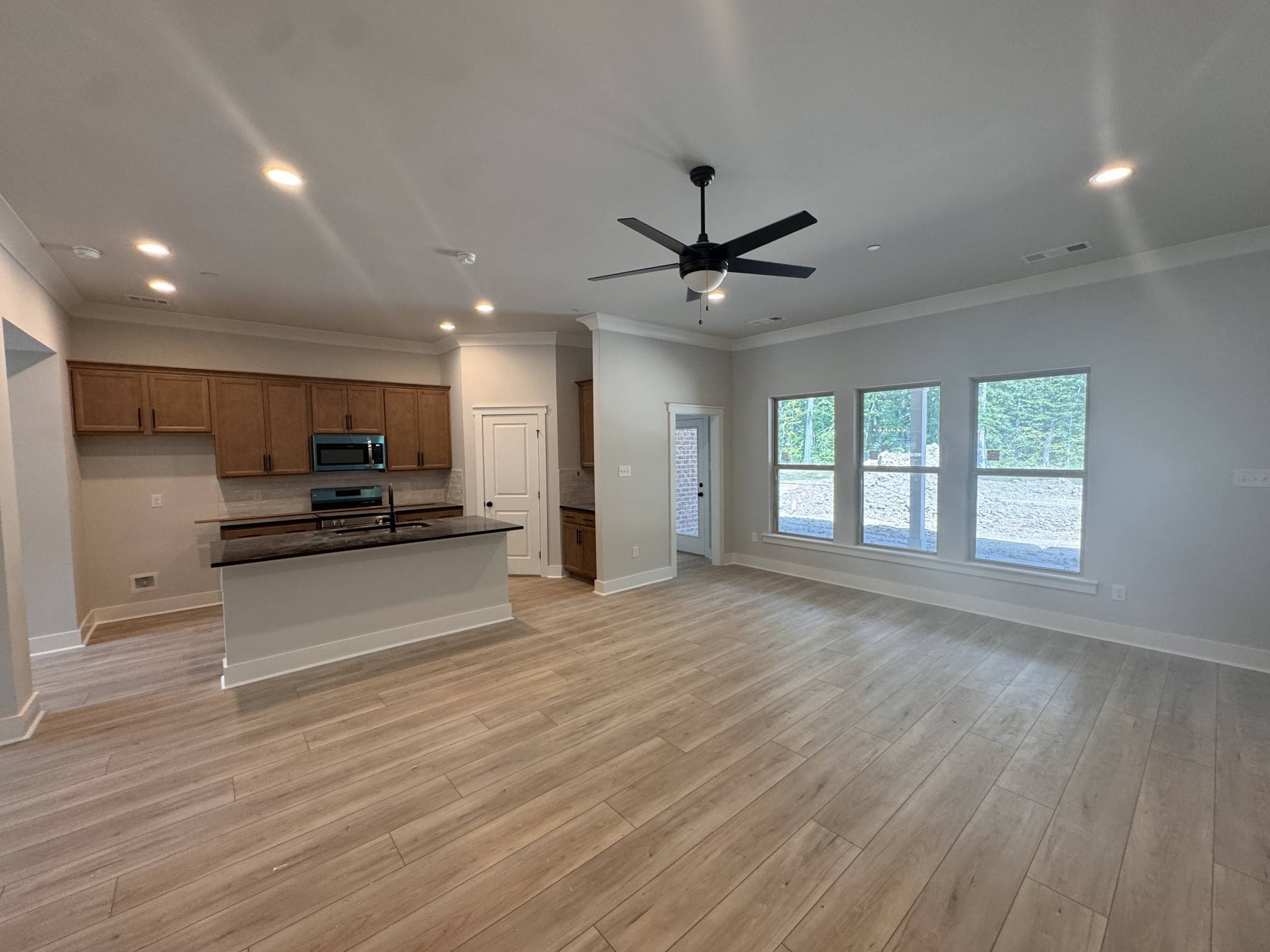 8686 Turnbull Dr, Pleasant View, TN 37146