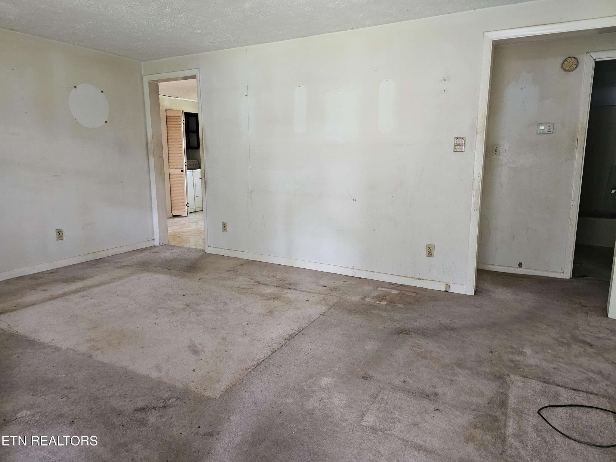 341 Warwick Lane, Maynardville, TN 37807