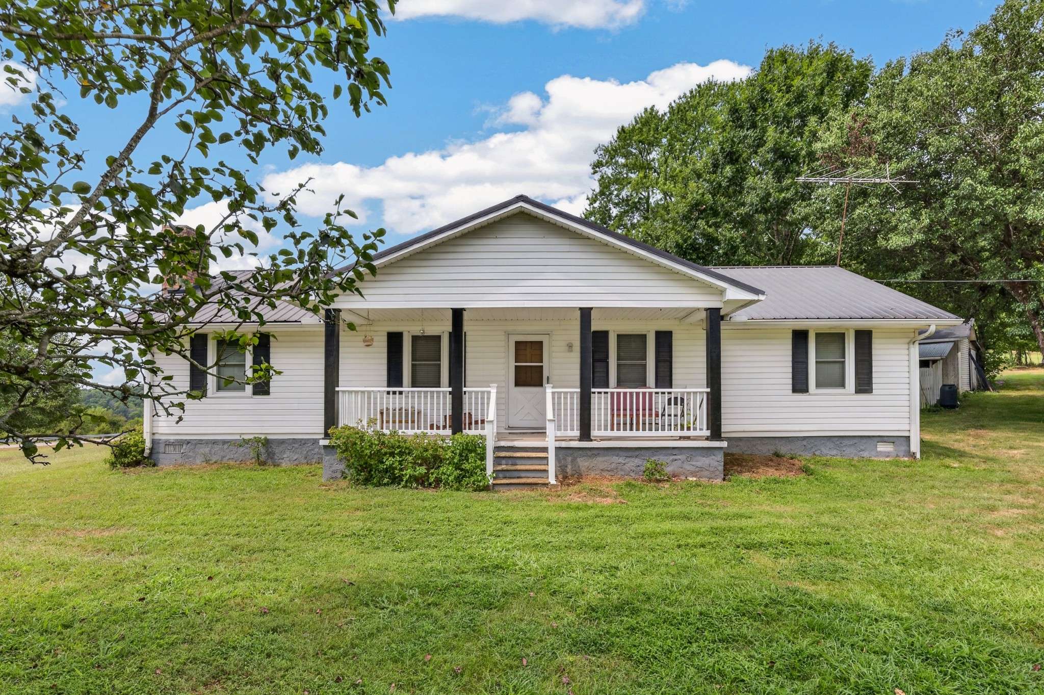 2385 Pulaski Hwy, Fayetteville, TN 37334