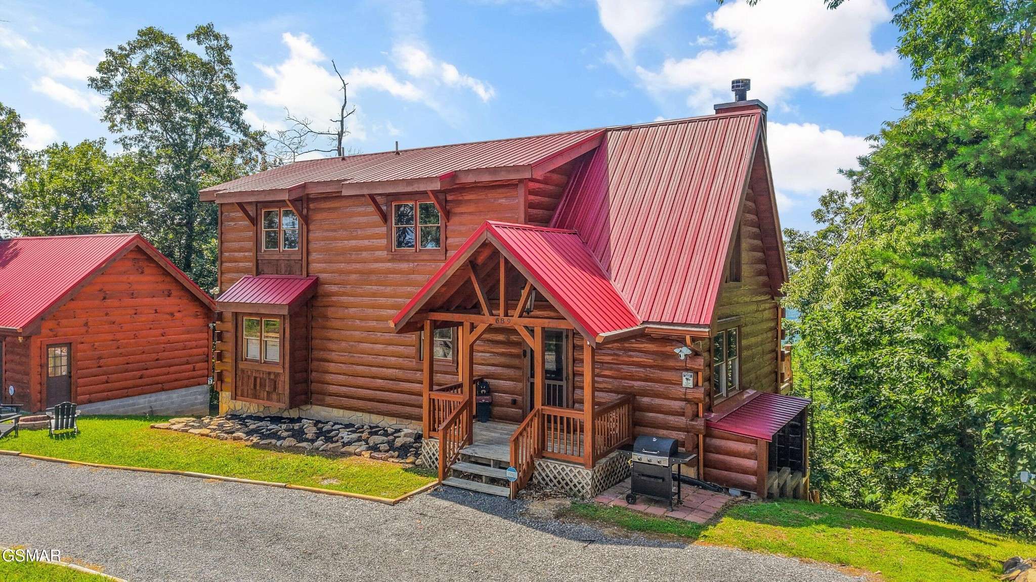 689 Shell Mountain Road, Sevierville, TN 37876