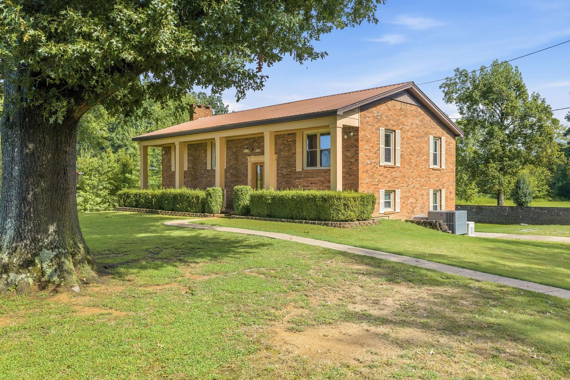 640 Northwood Dr, Huntingdon, TN 38344