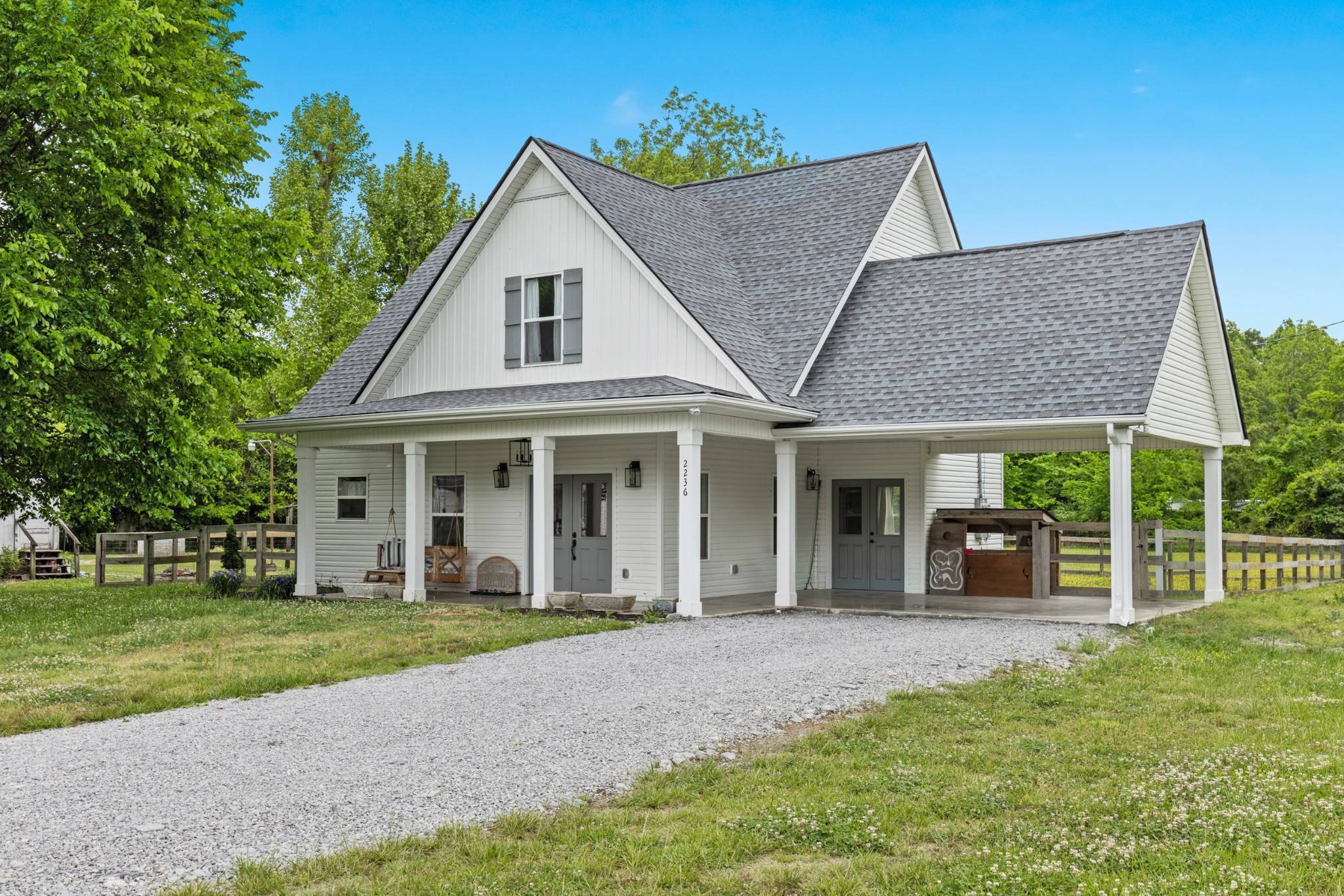 2236 Old Washington Rd, Cedar Hill, TN 37032