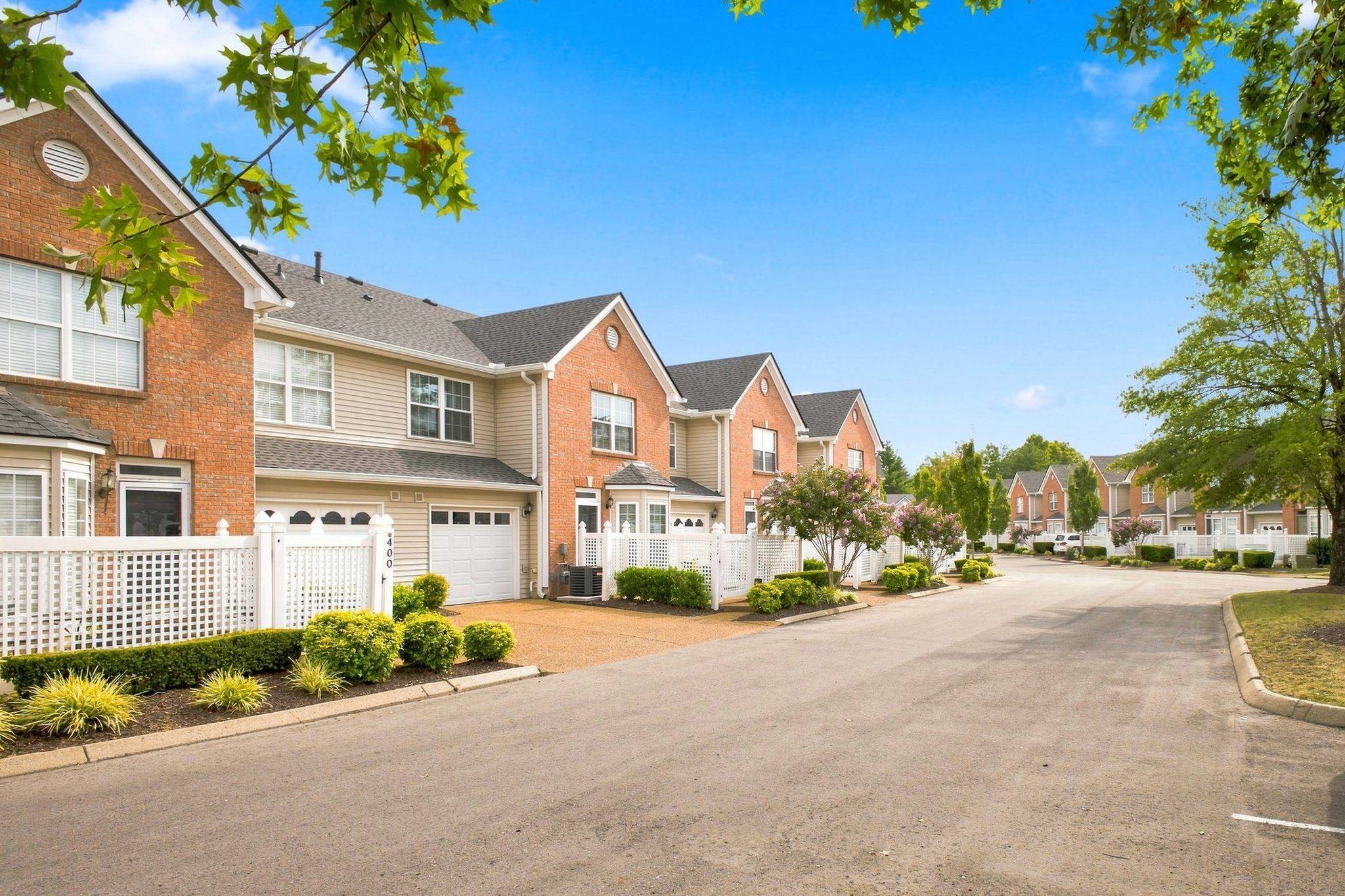 402 Bembridge Ln, Franklin, TN 37069