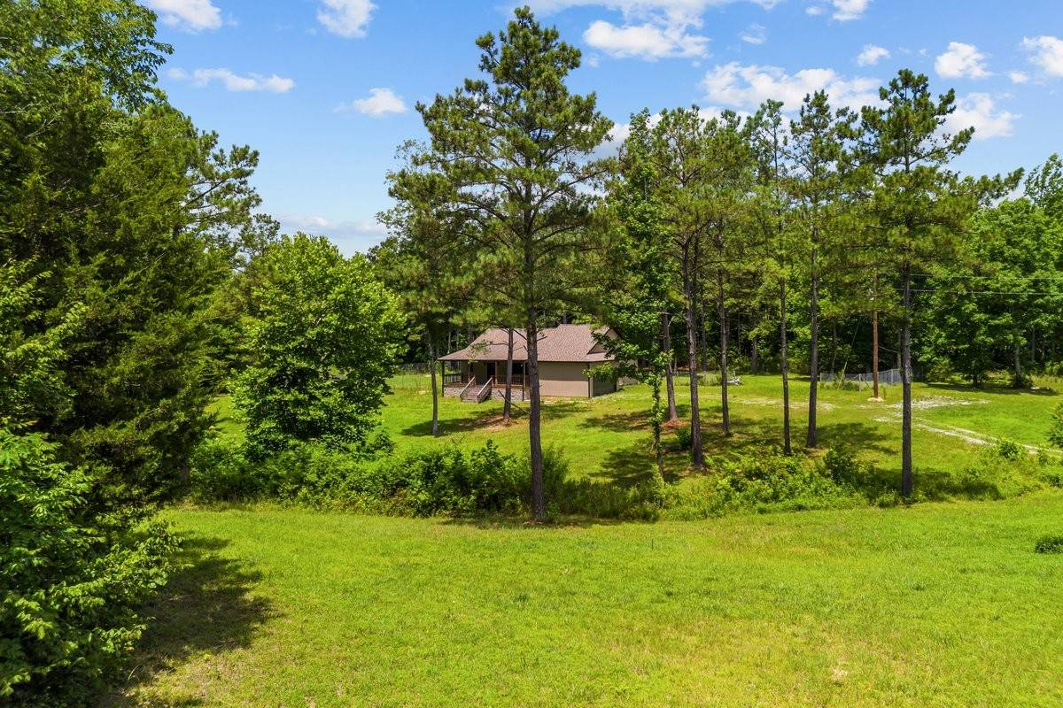 351 Katelyn Dr, Holladay, TN 38341