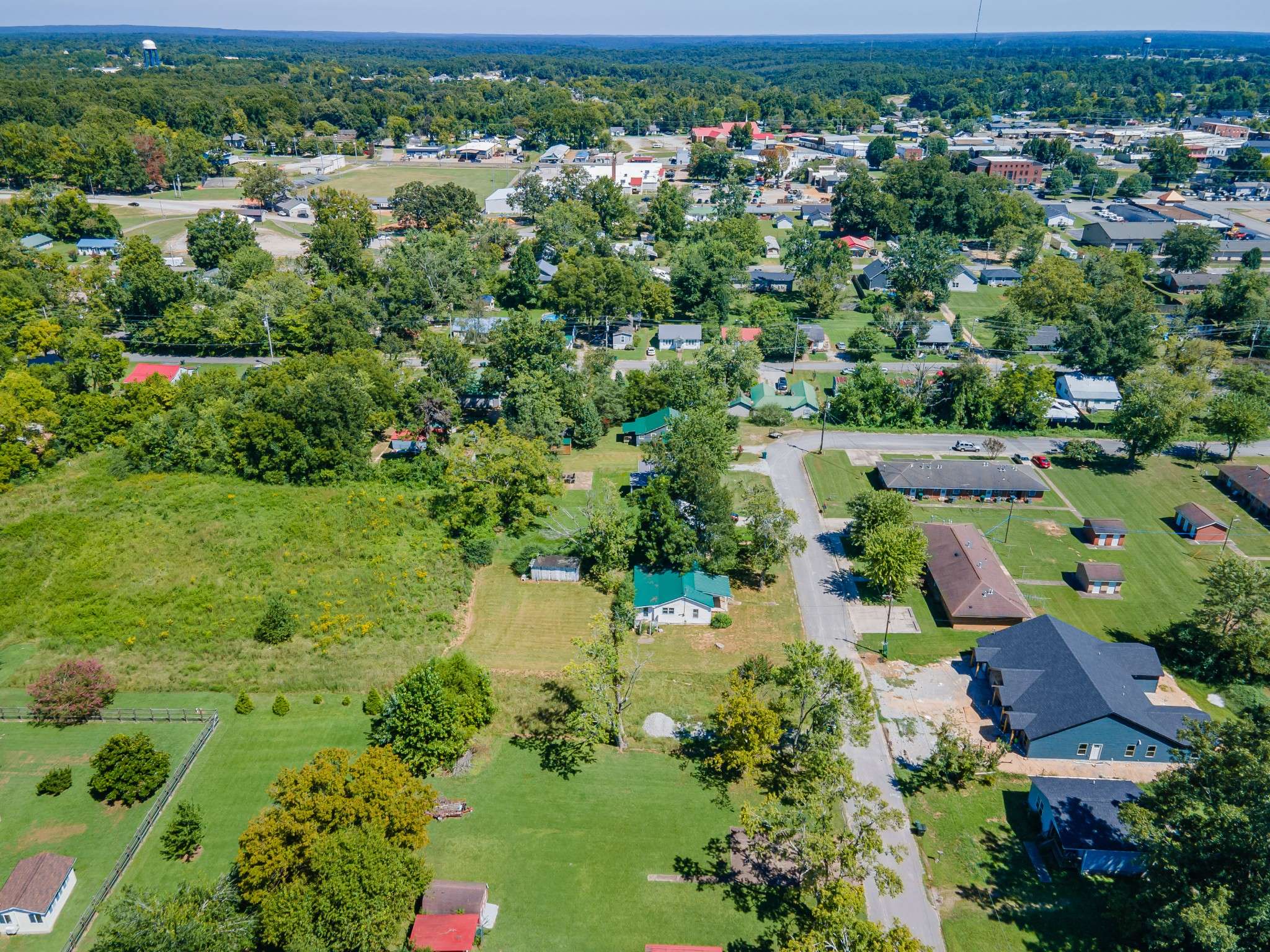 315 Willis Ave, Hohenwald, TN 38462