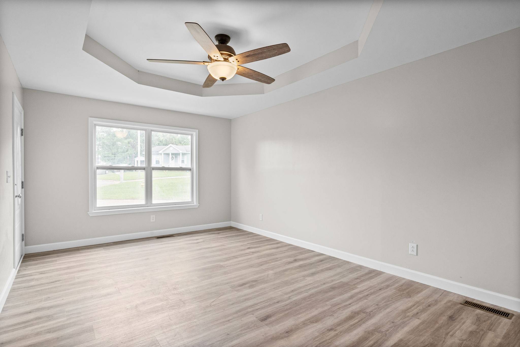 318 Ashley St, Oak Grove, KY 42262