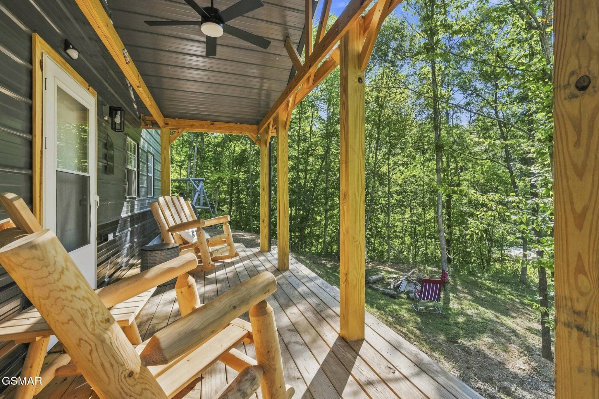 2453 Lower Rinehart Road, Dandridge, TN 37725