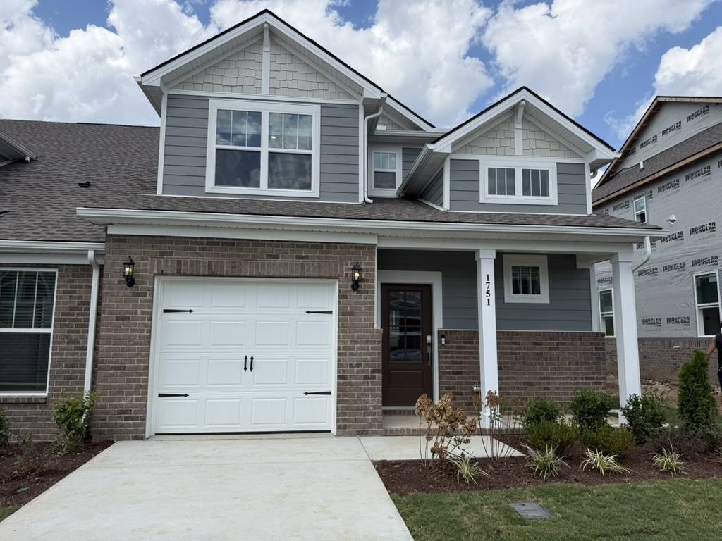 1751 Manuka Ln, Columbia, TN 38401