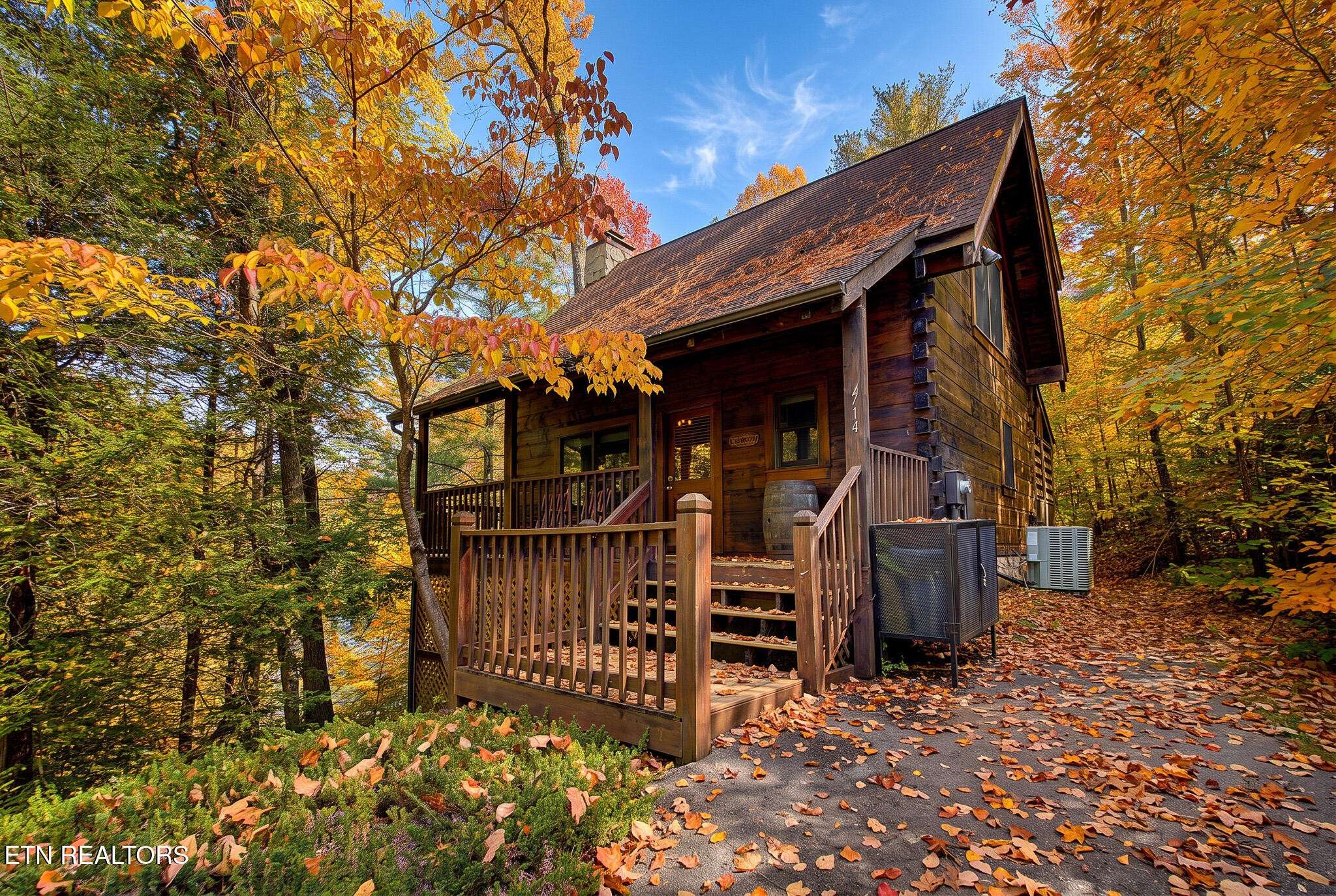 714 Aerie Way, Pigeon Forge, TN 37863