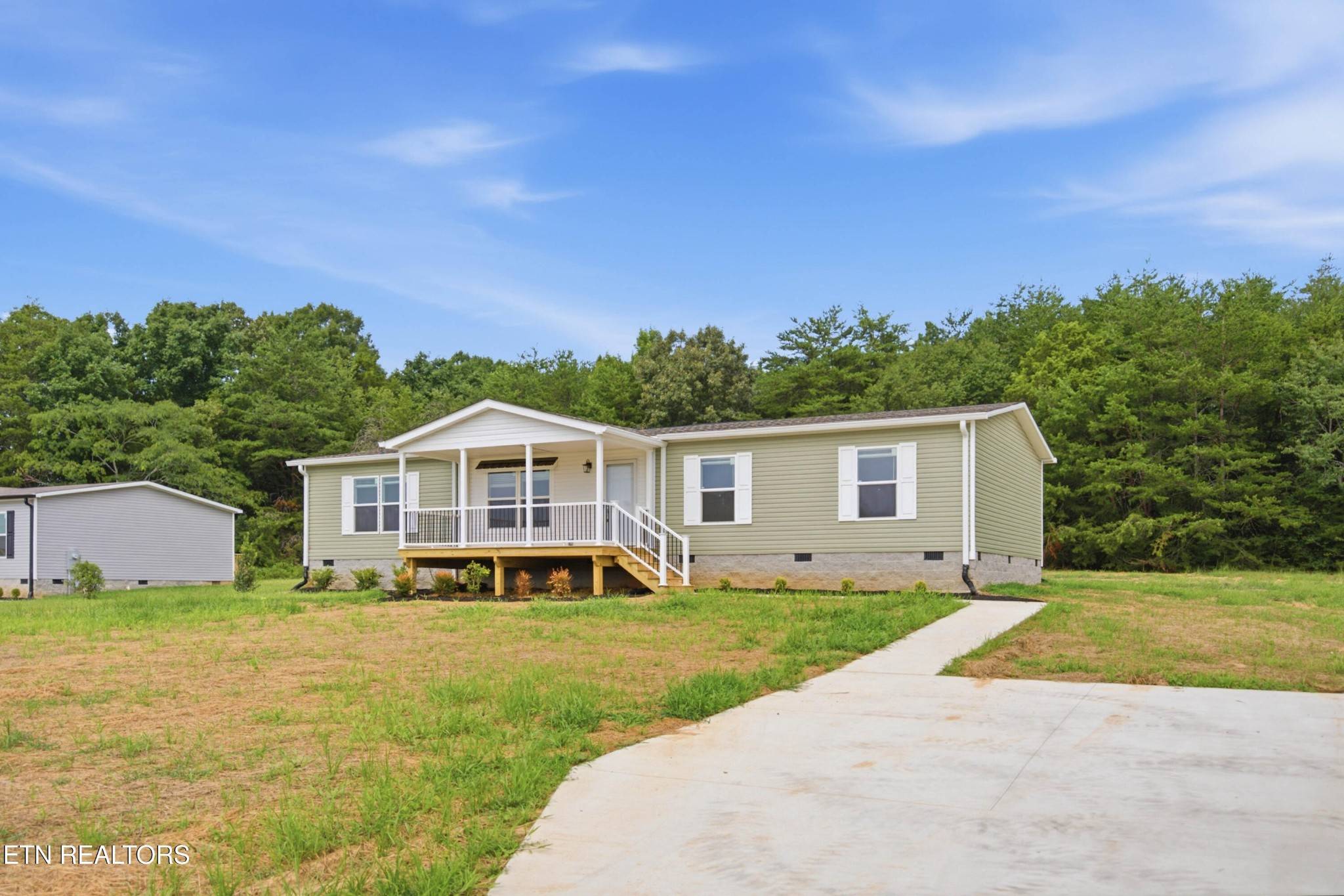 325 County Road 784A, Etowah, TN 37331