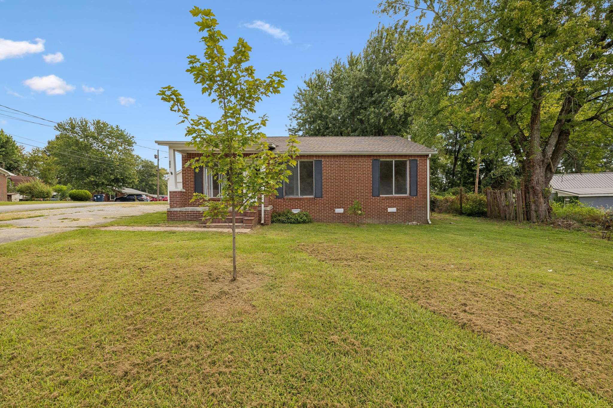 306 Smith Rd, Smithville, TN 37166