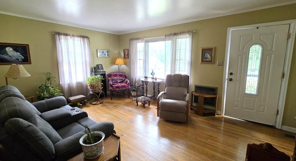 814 Alexander St, Paris, TN 38242