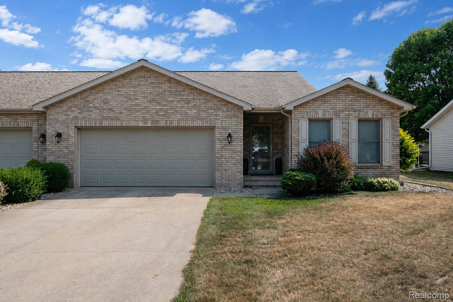 703 Andrew DR, Frankenmuth, MI 48734