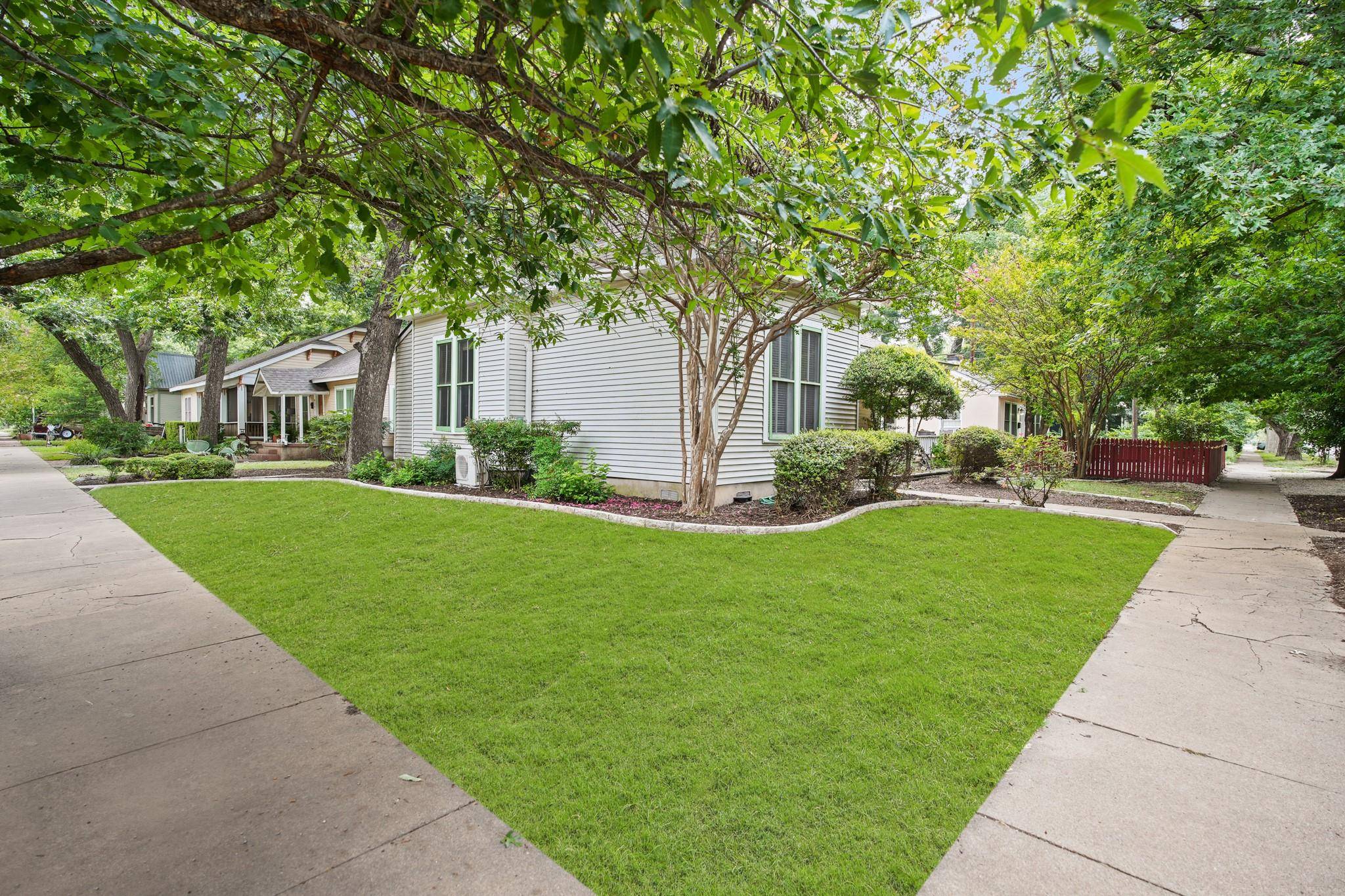 212 W 43rd ST #A, Austin, TX 78751