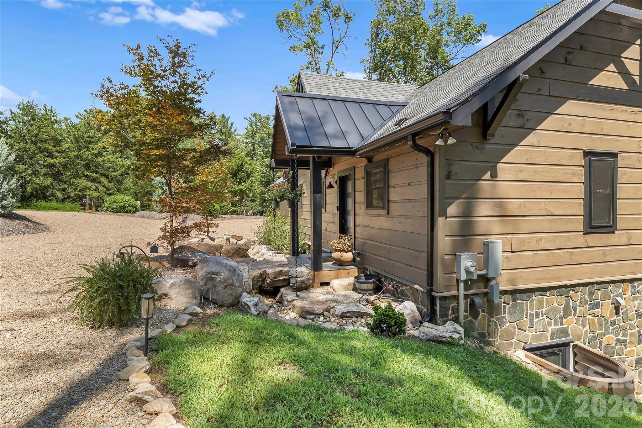 94 Osprey Roost DR, Nebo, NC 28761