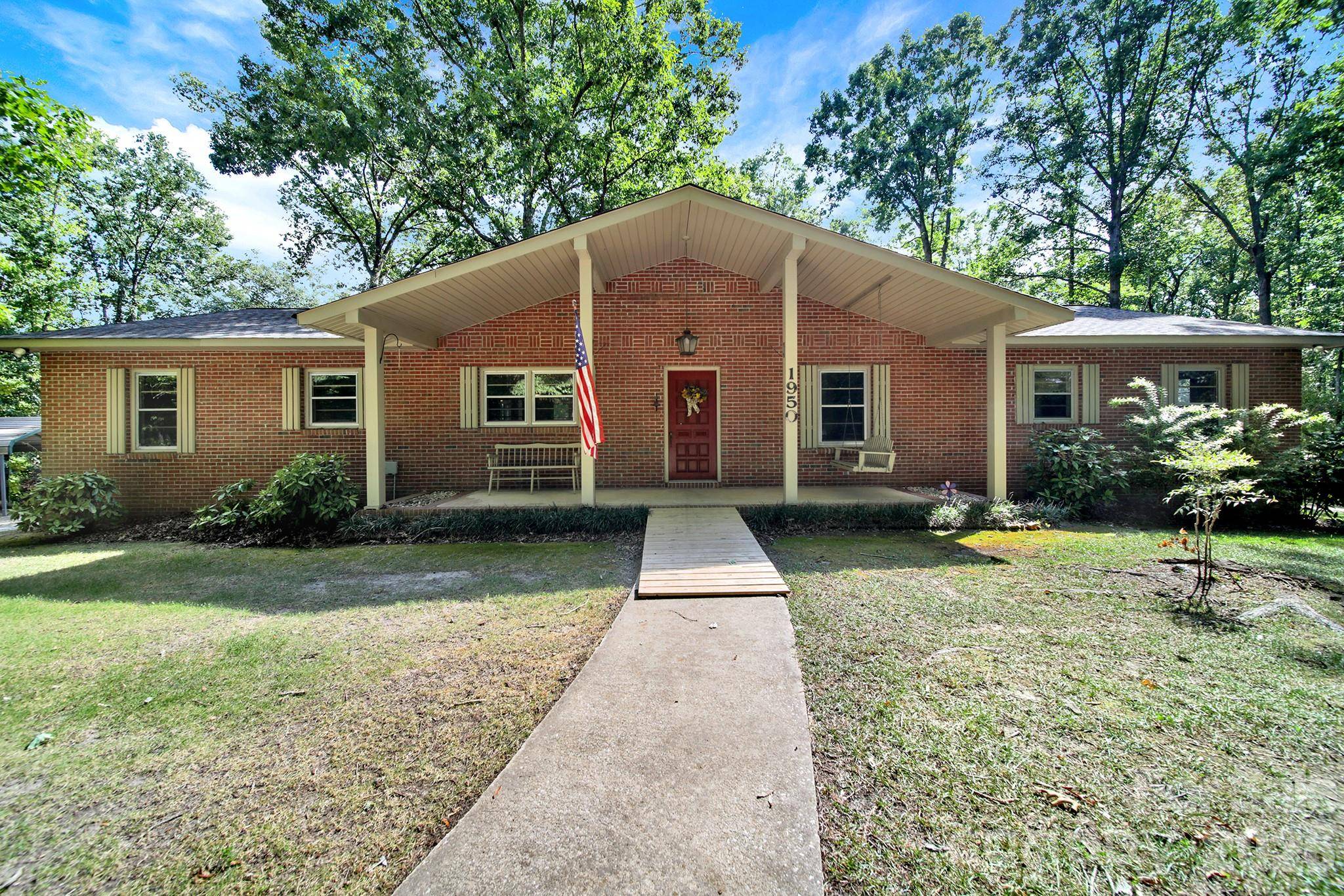 1950 Daisy Couch RD, Lancaster, SC 29058