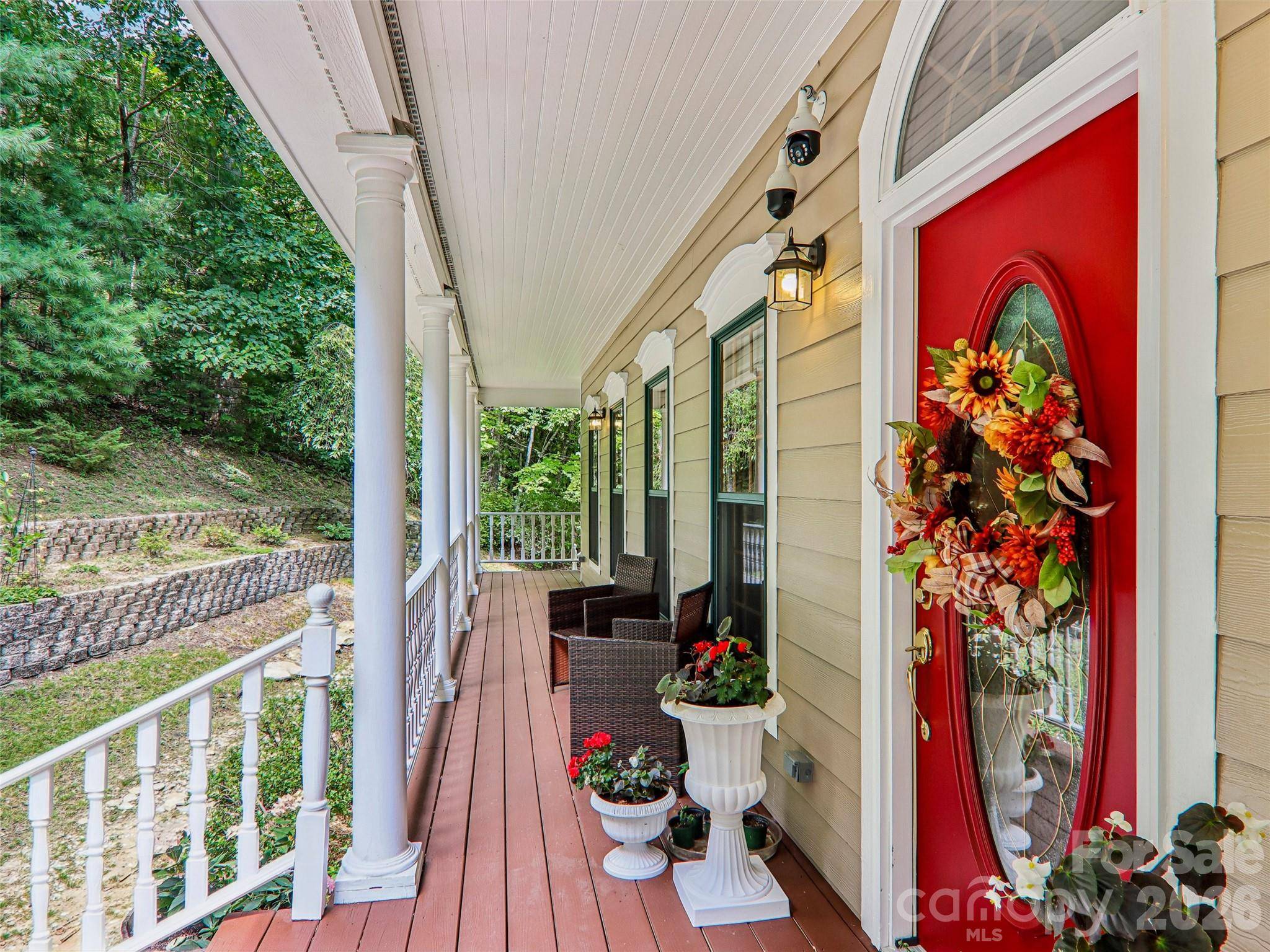 16 Hobe Crest, Hendersonville, NC 28792
