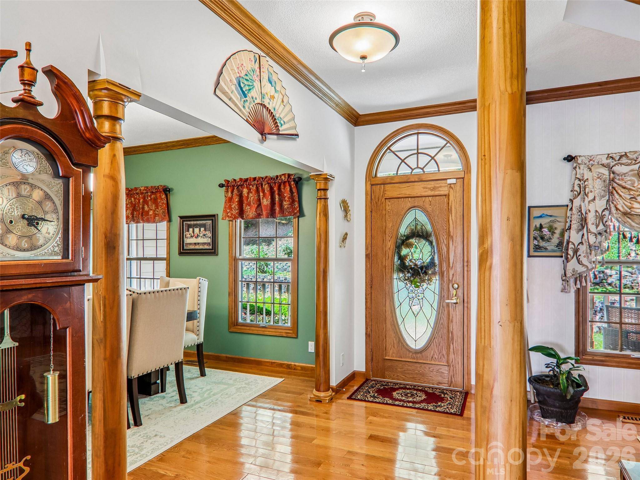 16 Hobe Crest, Hendersonville, NC 28792