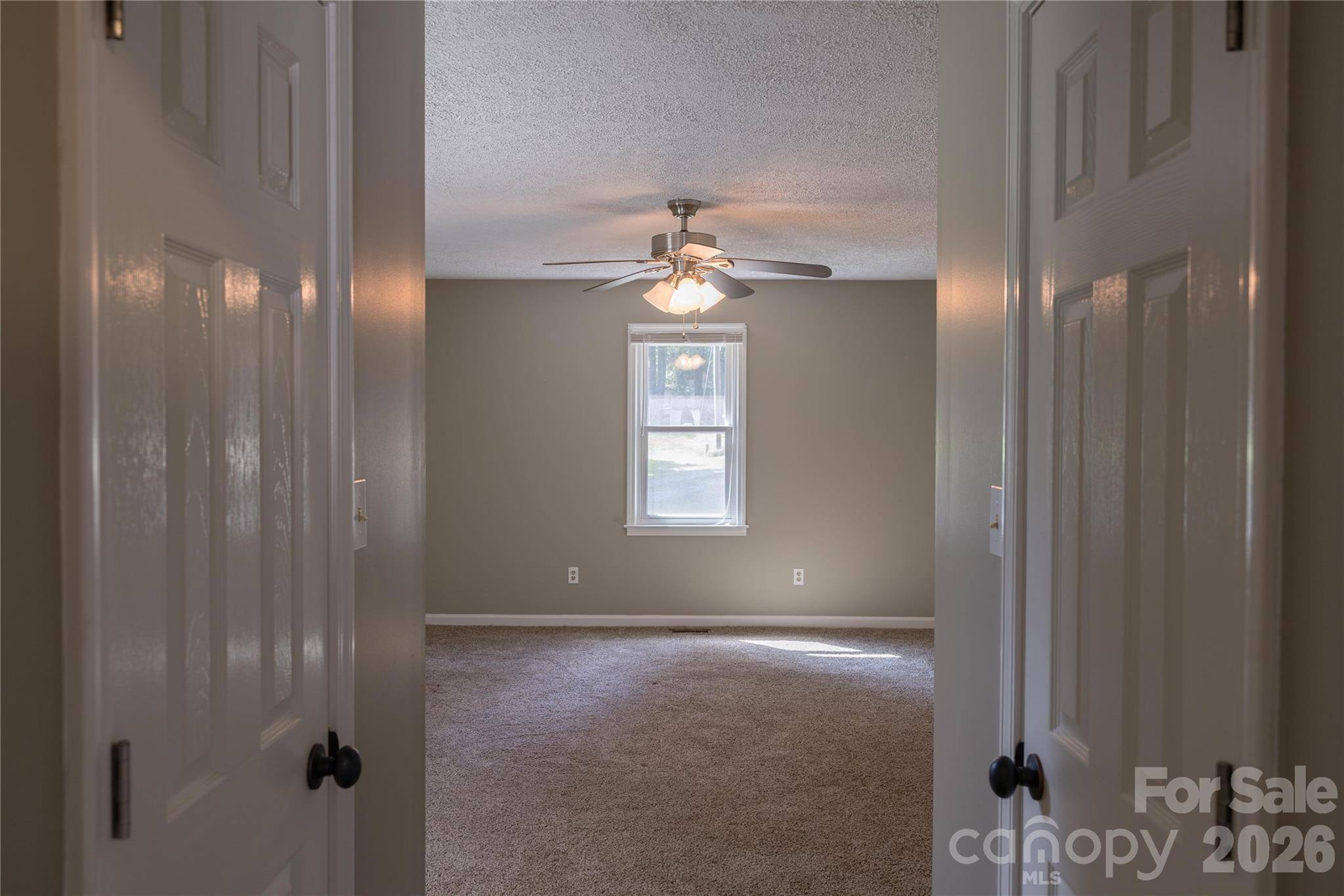 3910 English Oak DR, Lincolnton, NC 28092