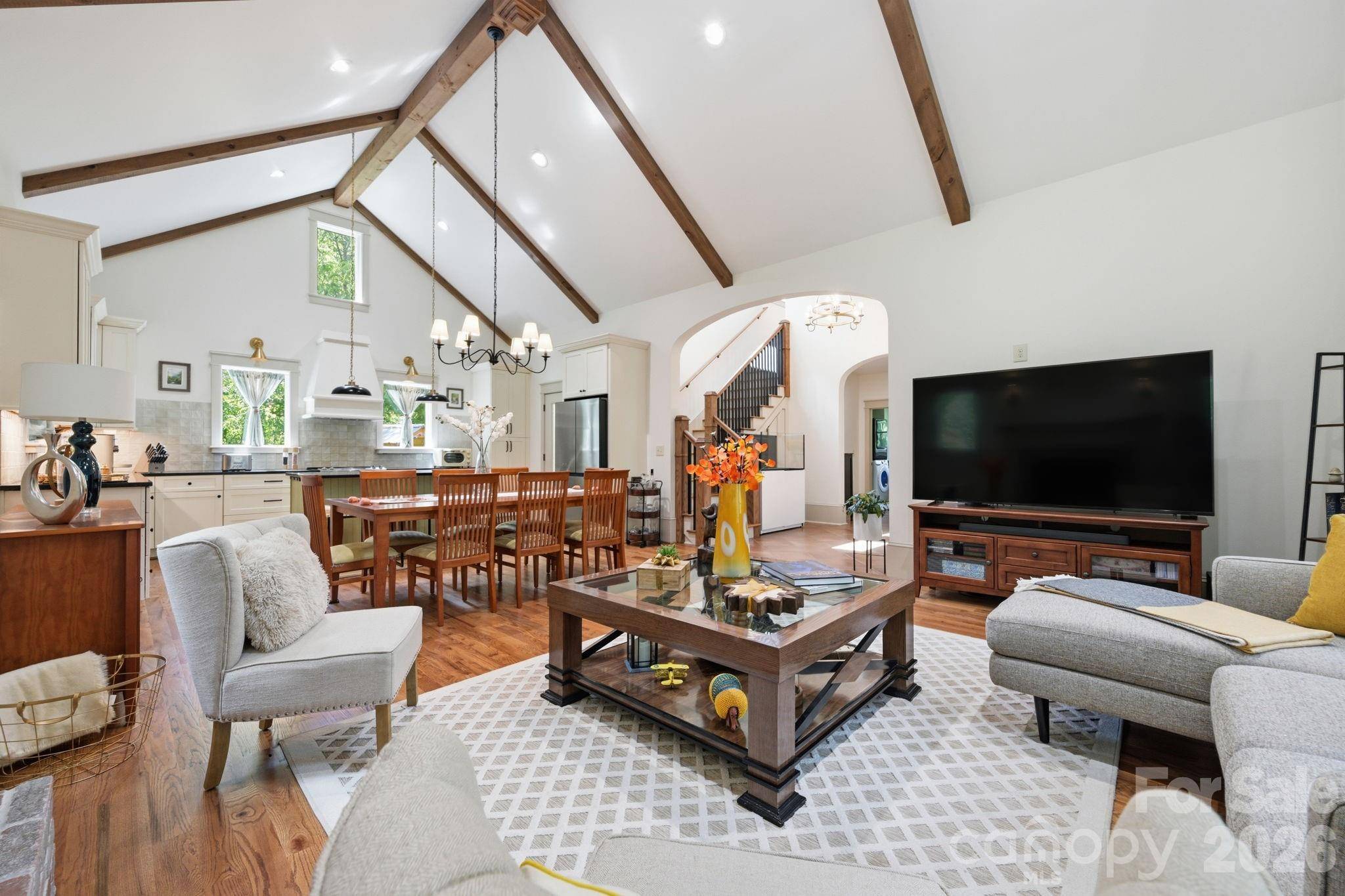 163 Walnut DR, Jefferson, NC 28640