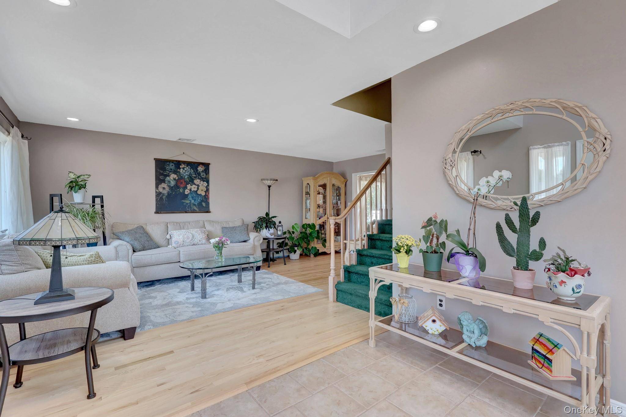 91 Charles AVE, Massapequa Park, NY 11762
