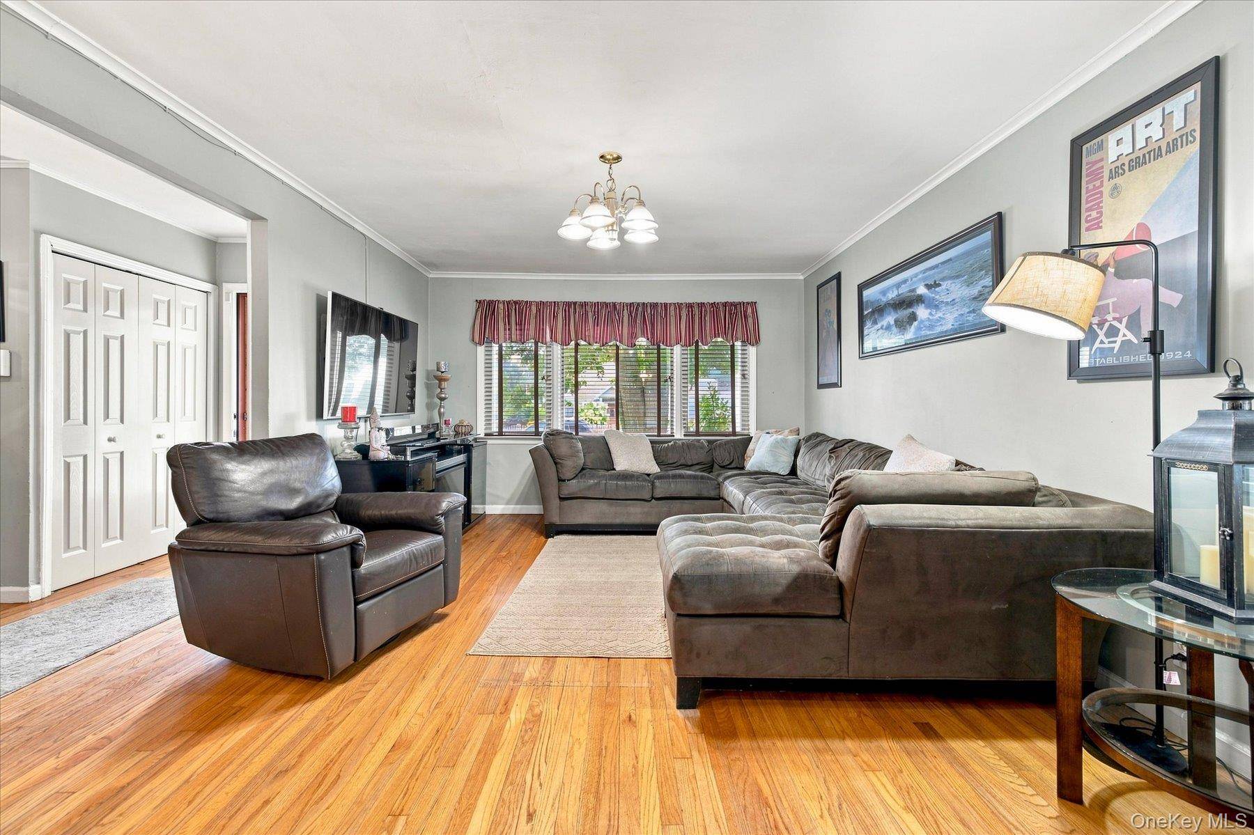 3352 4th ST, Oceanside, NY 11572