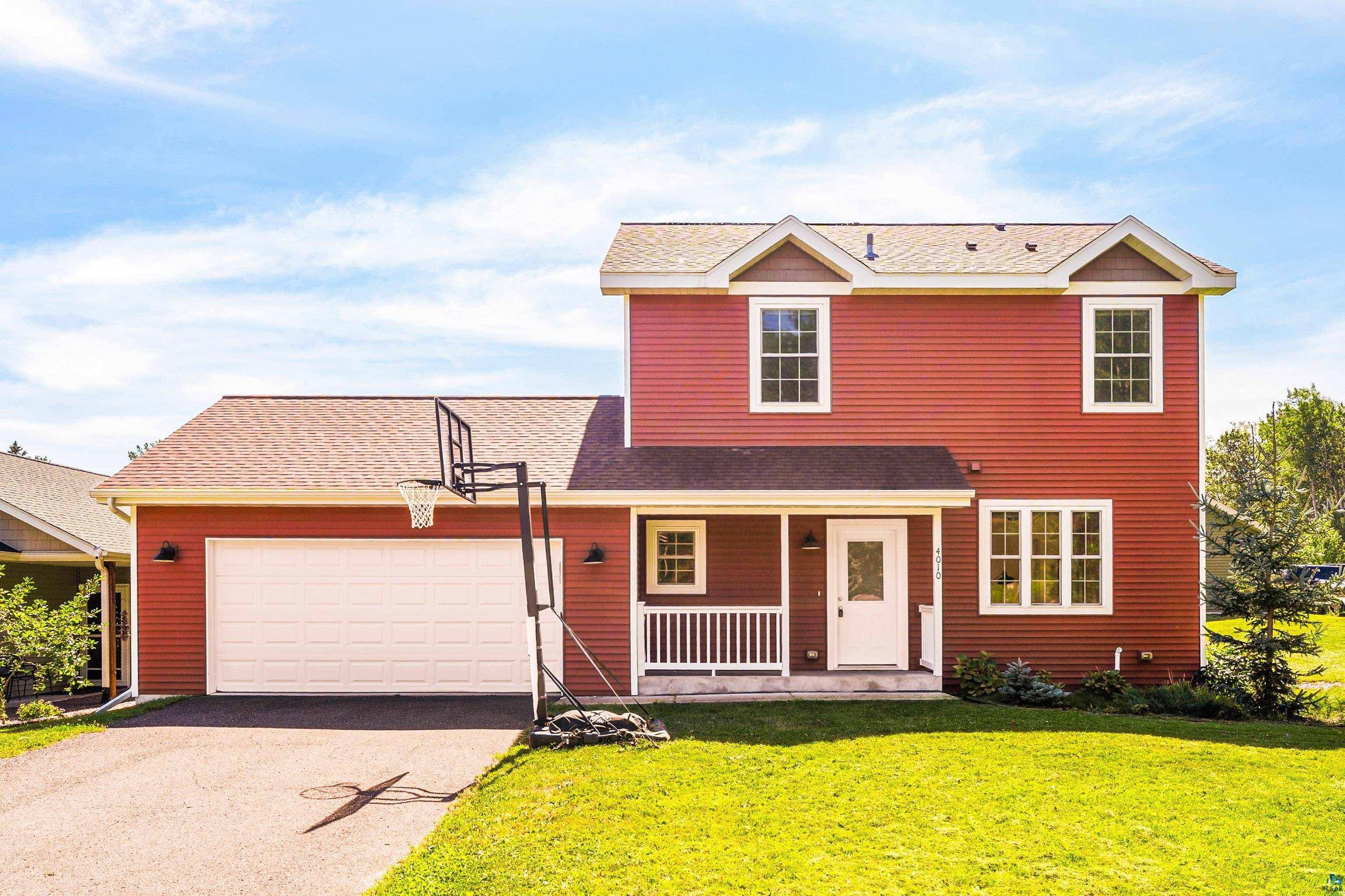 4010 Dodge St, Duluth, MN 55804